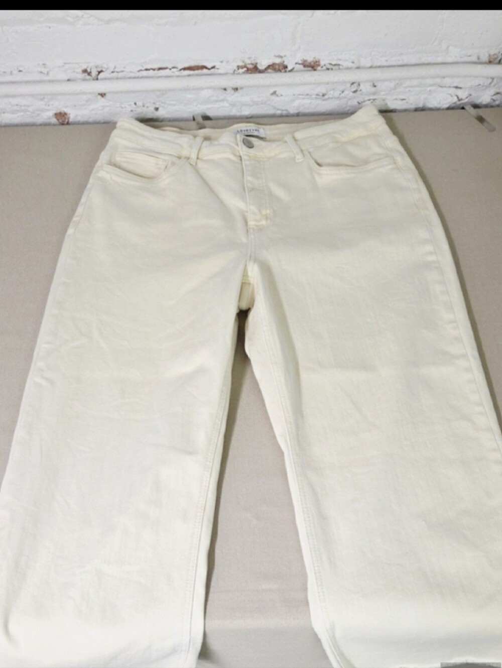 Lovervet Cream High-Rise Wide Leg Straight Jeans Size 18W